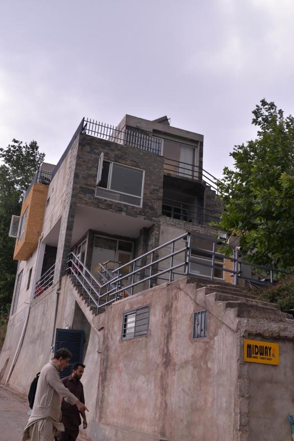 Midway Apartment Murree Exterior photo